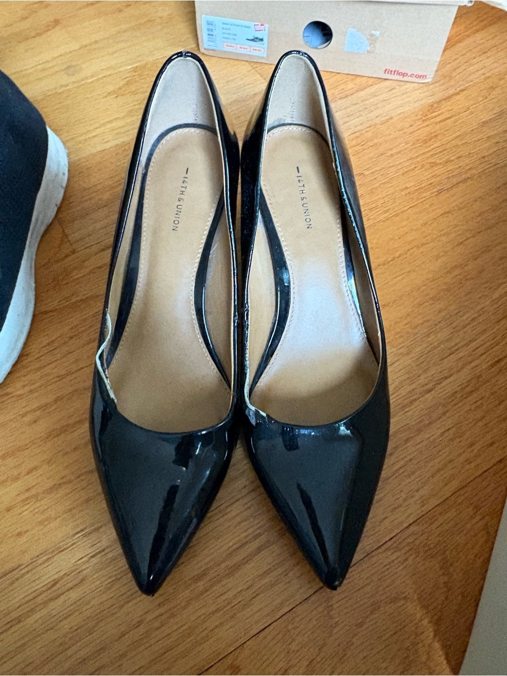 14th & Union Black Patent Pointed Toe Pumps